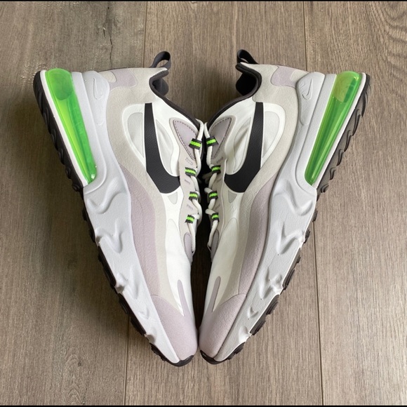 NWT Nike Air Max 270 React - Picture 4 of 9